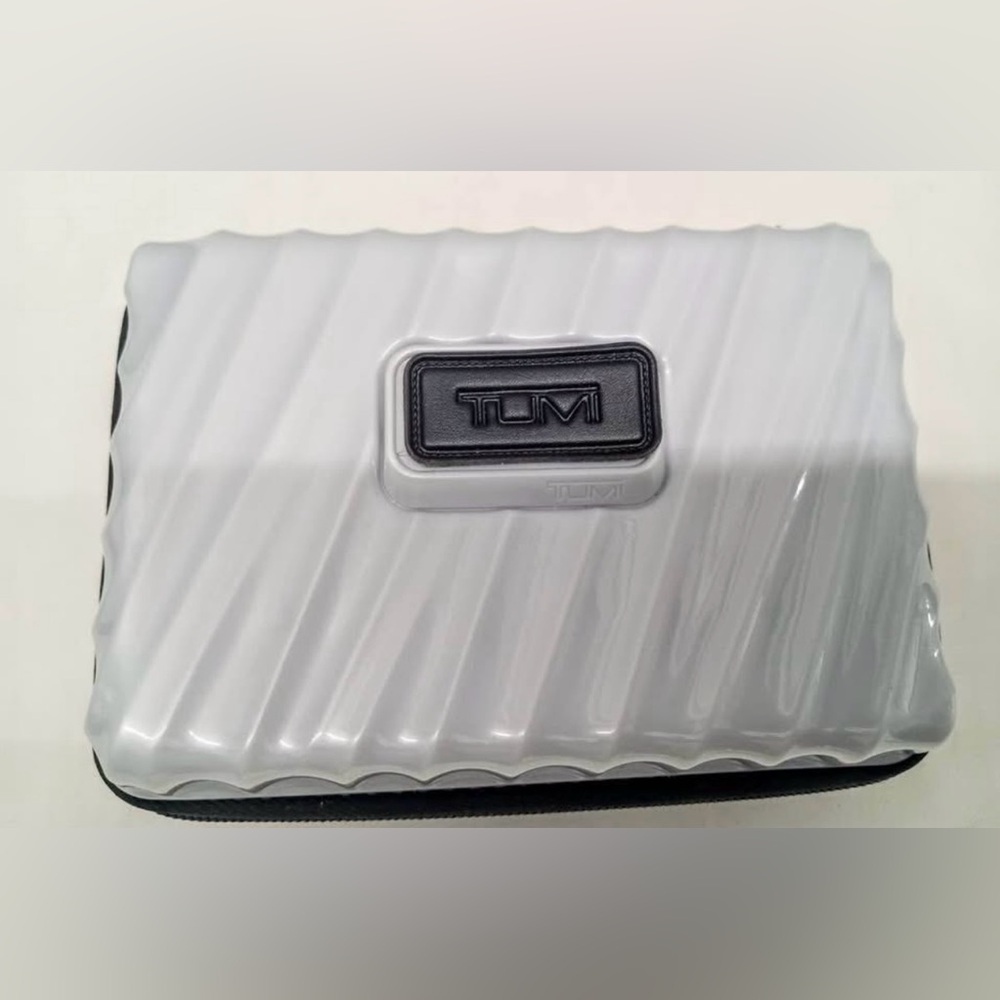 TUMI Silver Textured Case travel case luggage charger case